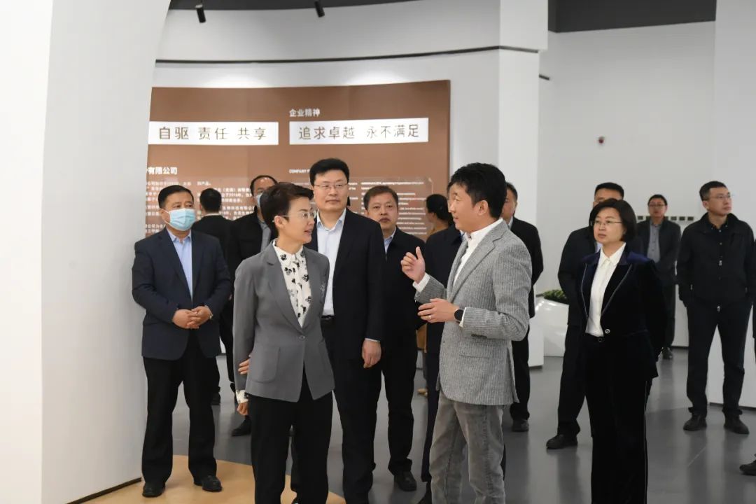 山东省副省长王桂英来米兰平台app体育-官方版-米兰电竞直播集团调研